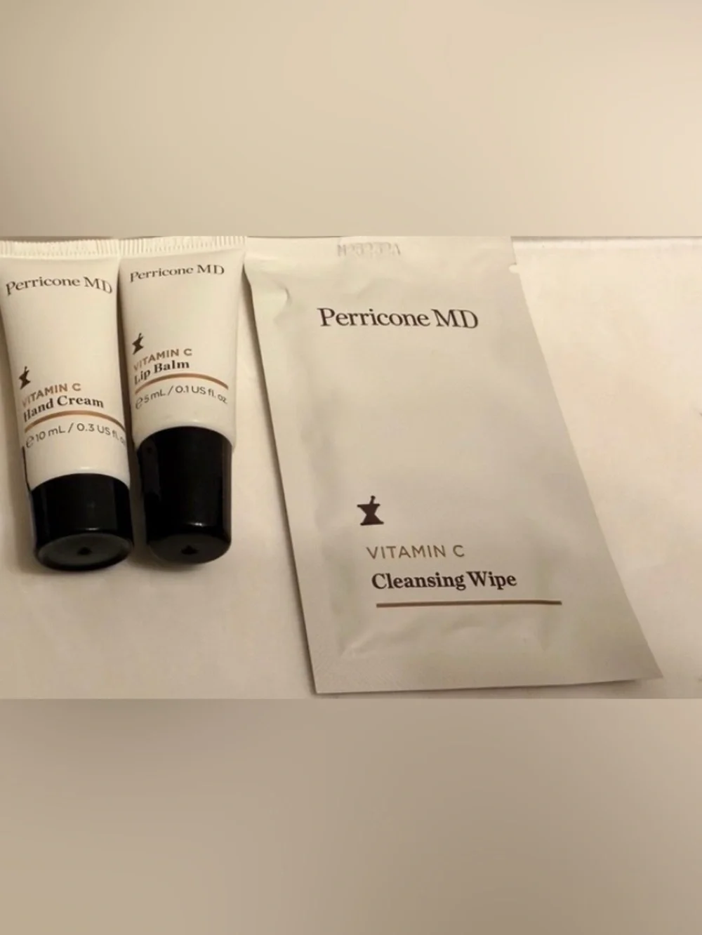 NEW Perricone MD 3 piece skincare set